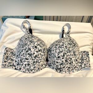 *EUC* CACIQUE Boost Plunge Bra - 46DD - Gray~Pink~Black Confetti Print - Padded